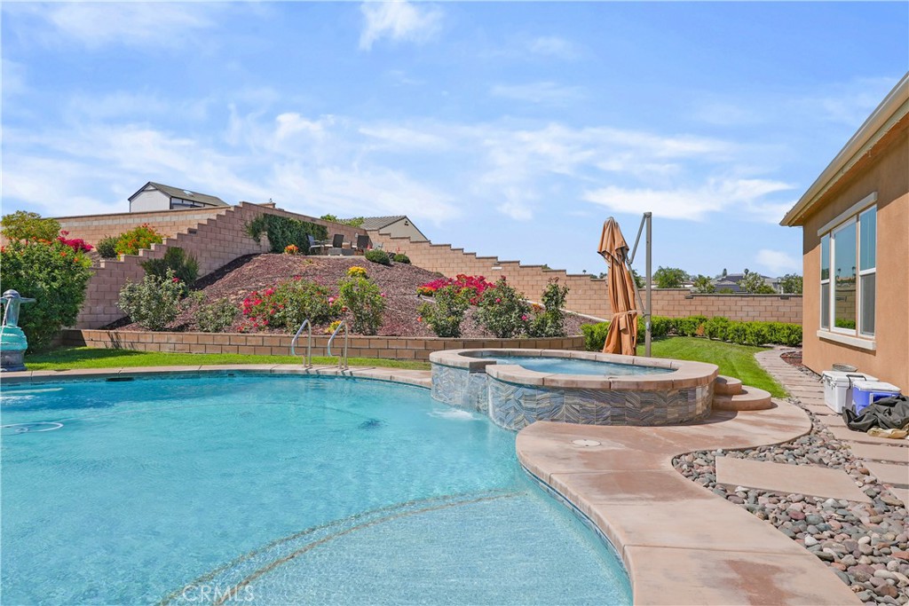 main property photo 63