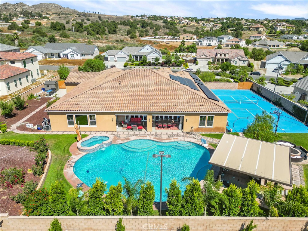 main property photo 74