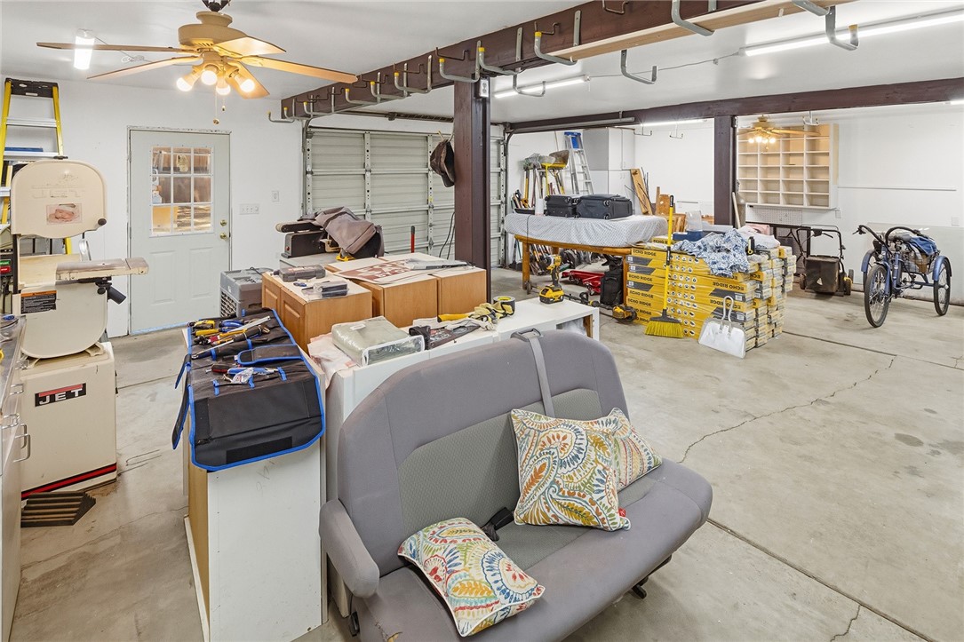 main property photo 59