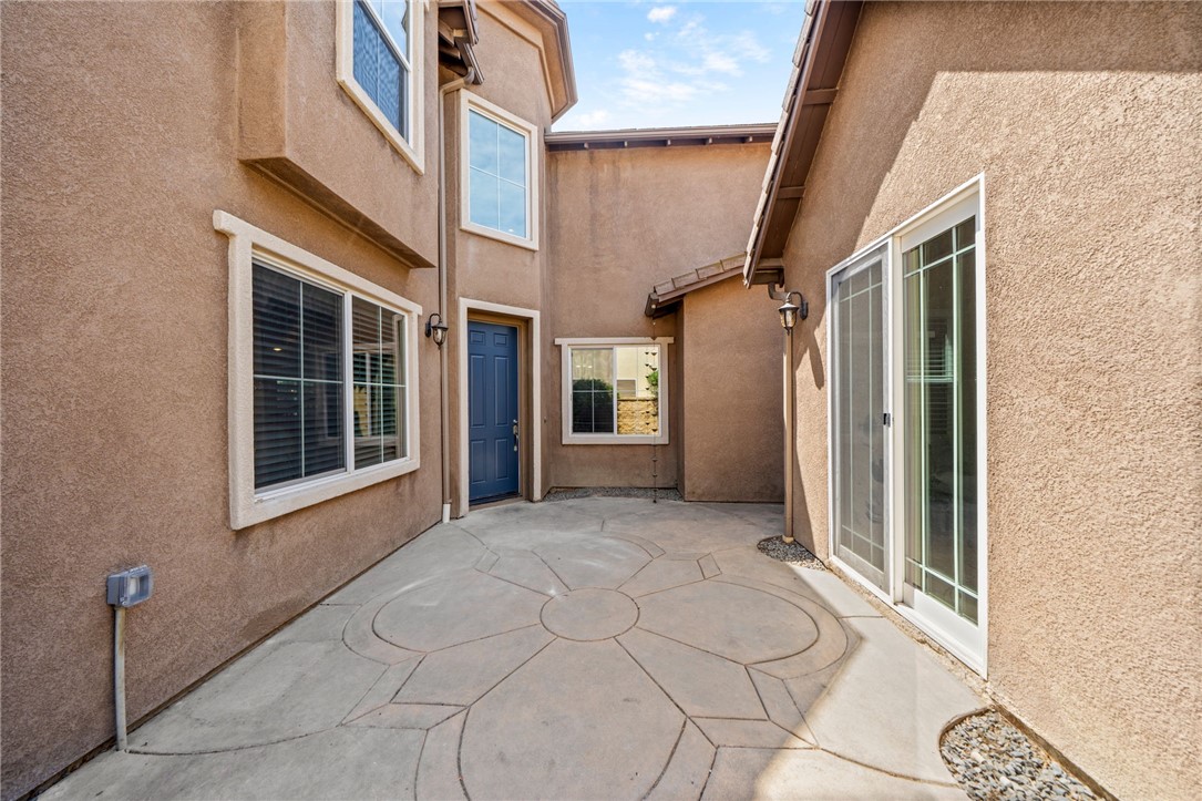 main property photo 41