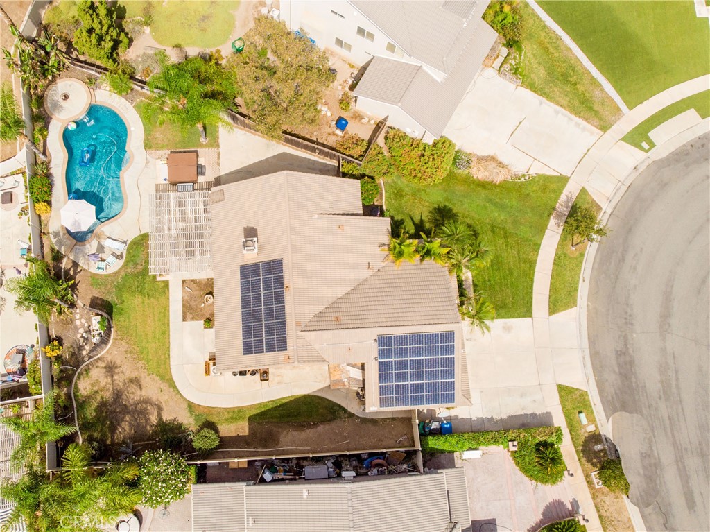 main property photo 40