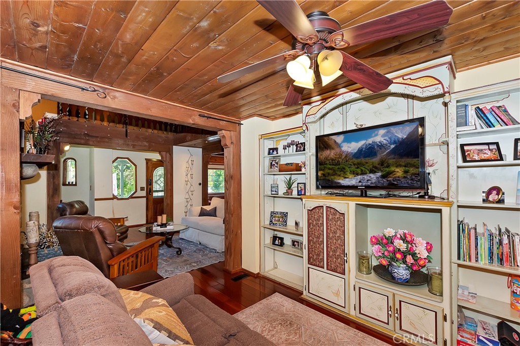 main property photo 8