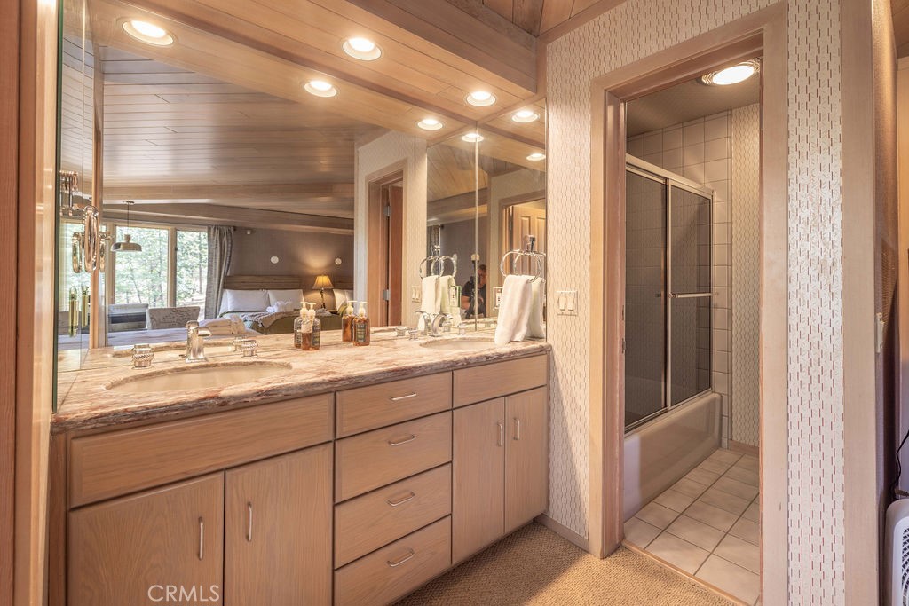 main property photo 64