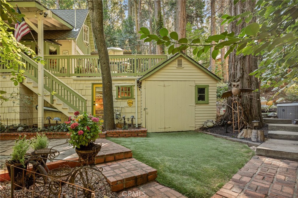 main property photo 9