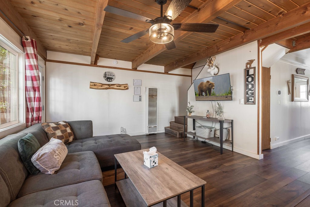 main property photo 28