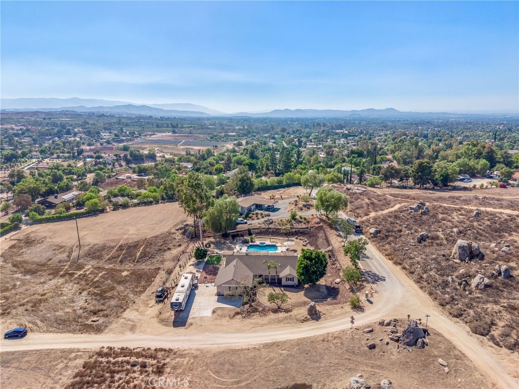 main property photo 60