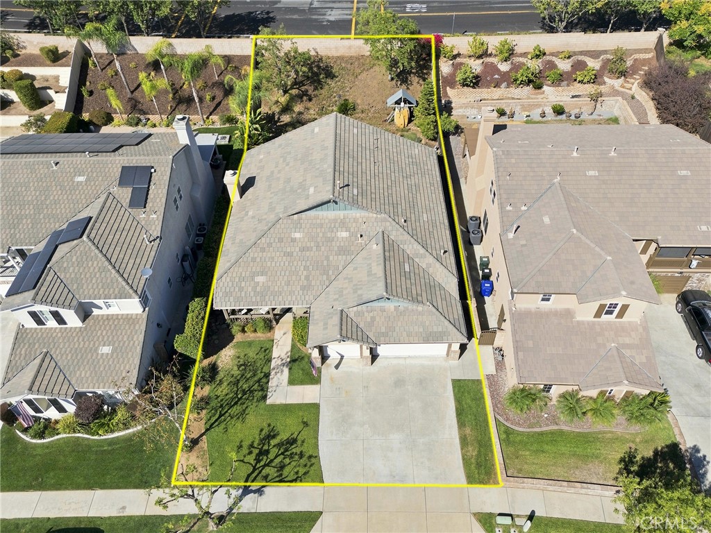 main property photo 37
