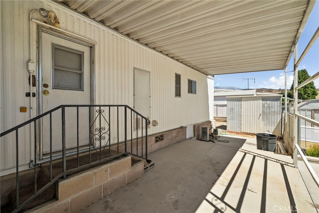 main property photo 20