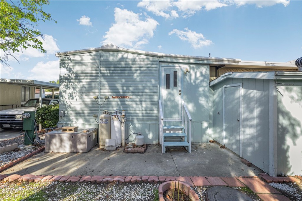 main property photo 18