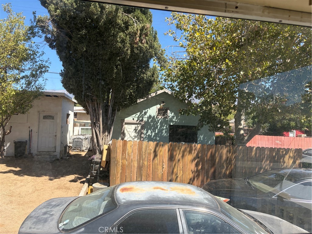 main property photo 11