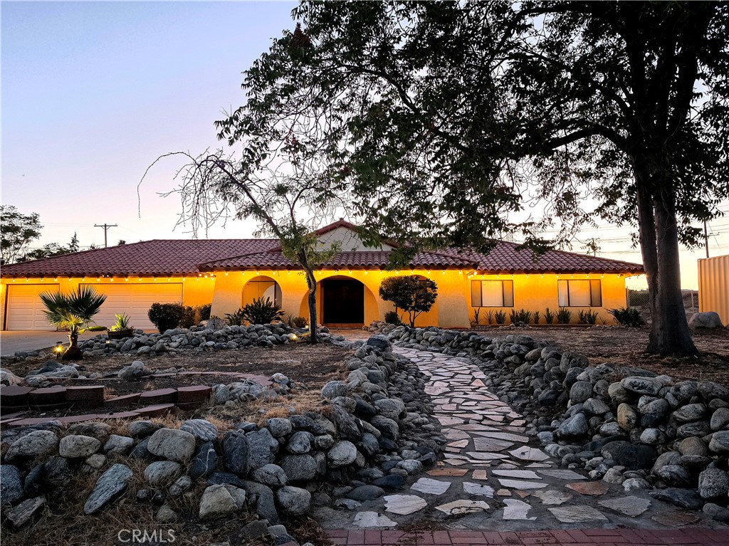 main property photo 10
