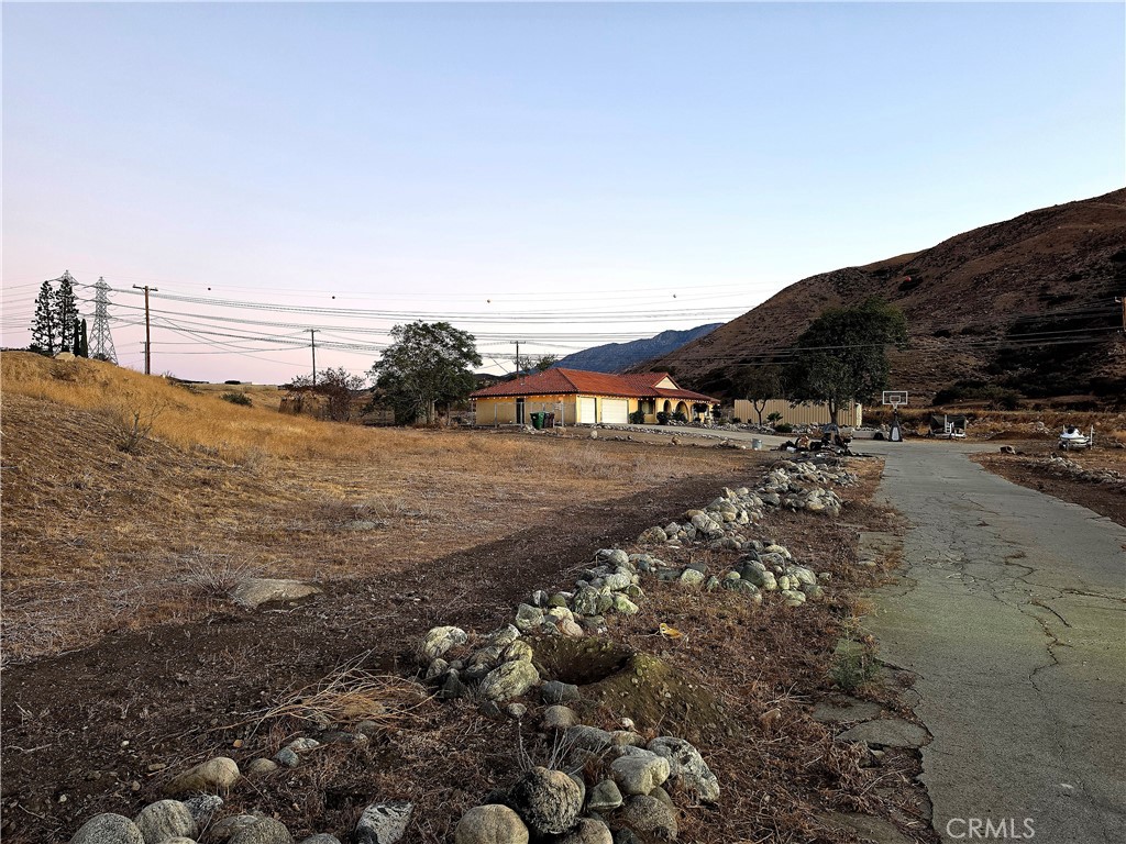 main property photo 13