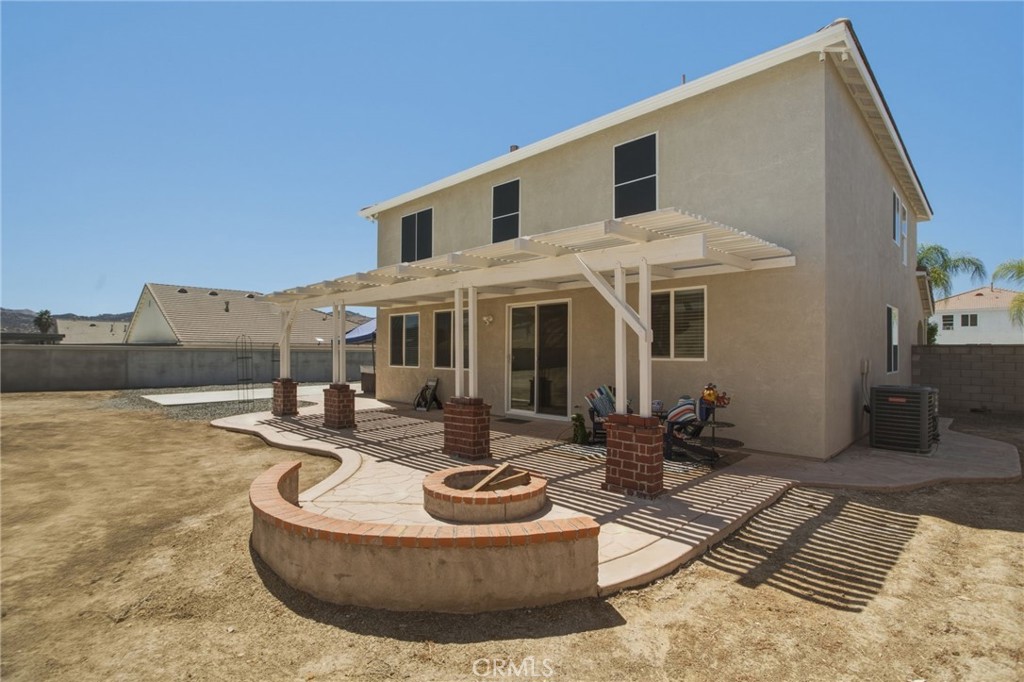 main property photo 41