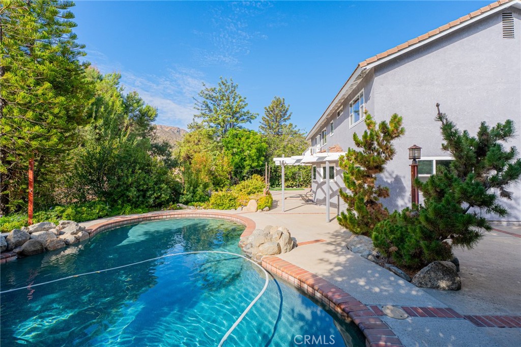 main property photo 43