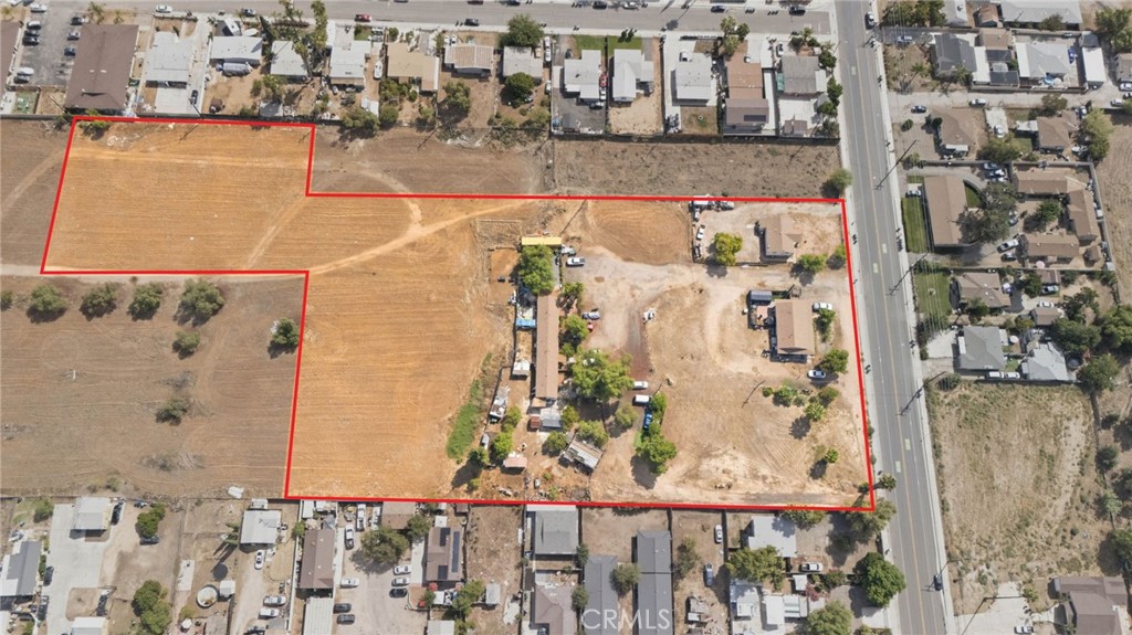 main property photo 20