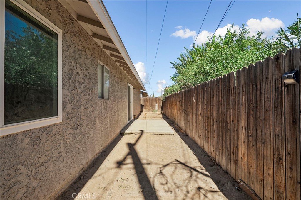main property photo 21