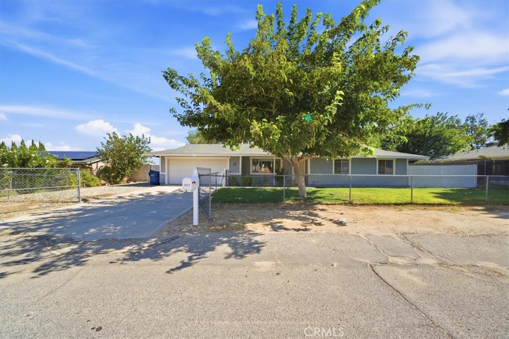 main property photo 19