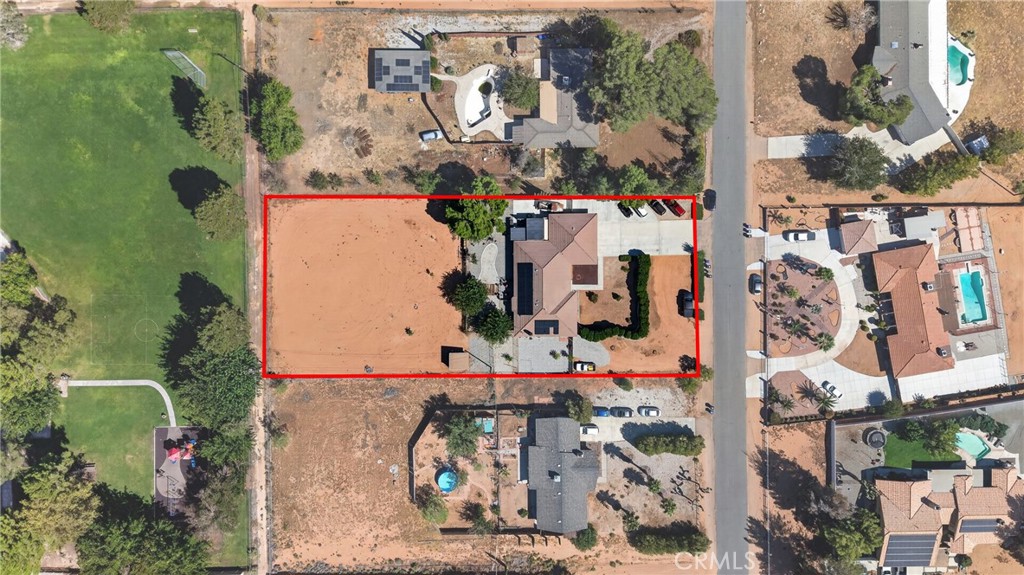 main property photo 2