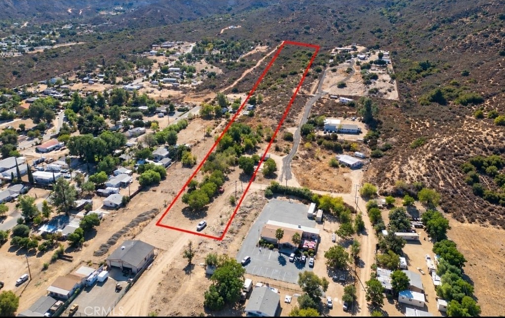 main property photo 12