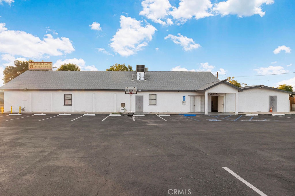 main property photo 5