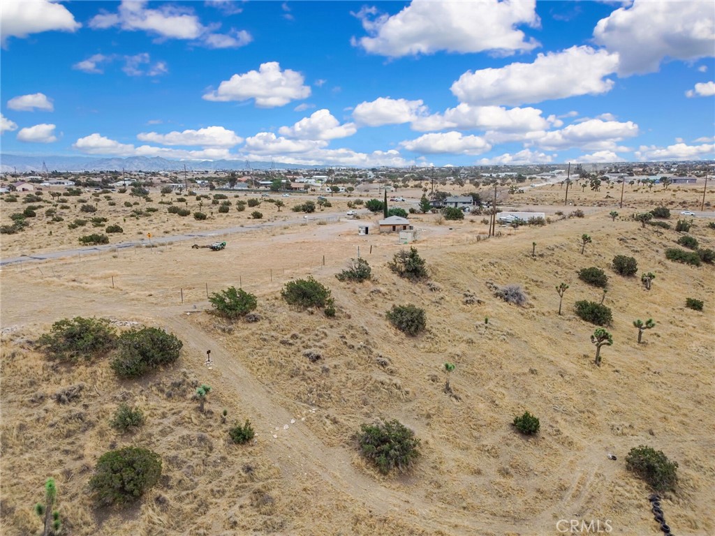 main property photo 12