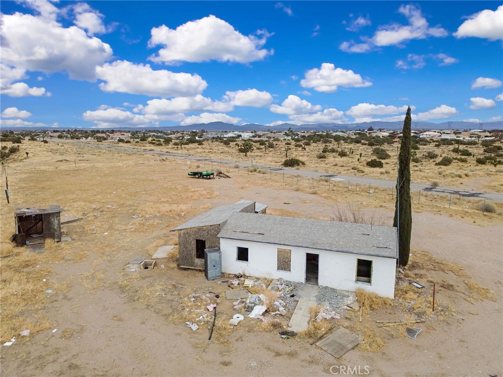 main property photo 17