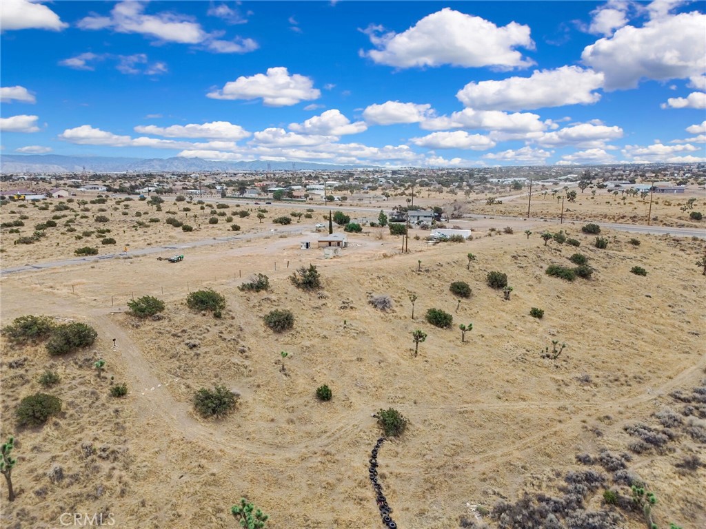 main property photo 33