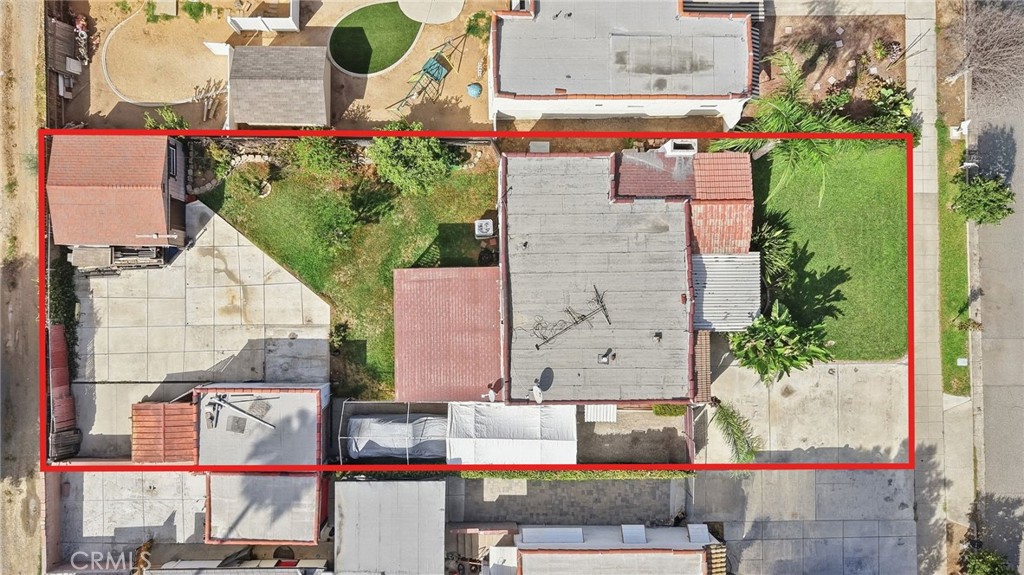 main property photo 45