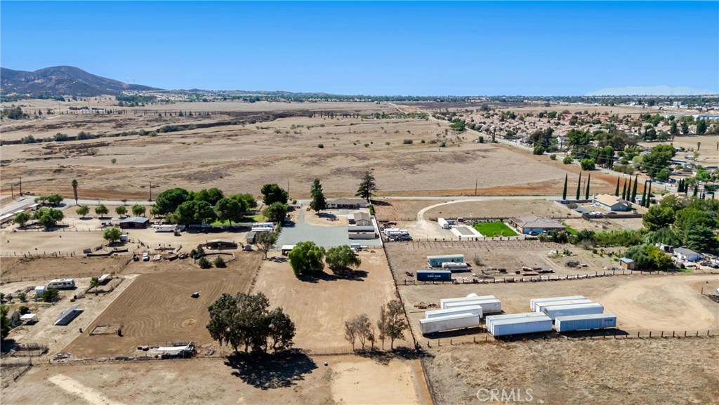 main property photo 50