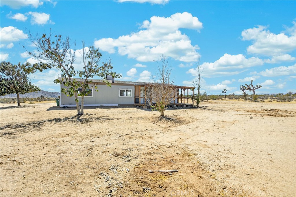 main property photo 8