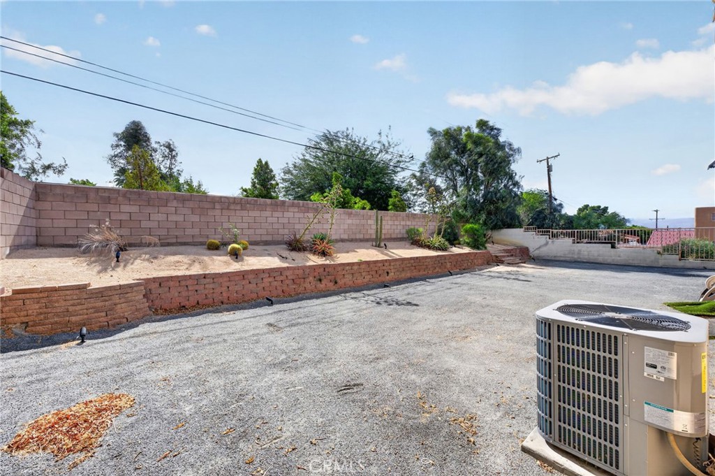 main property photo 50
