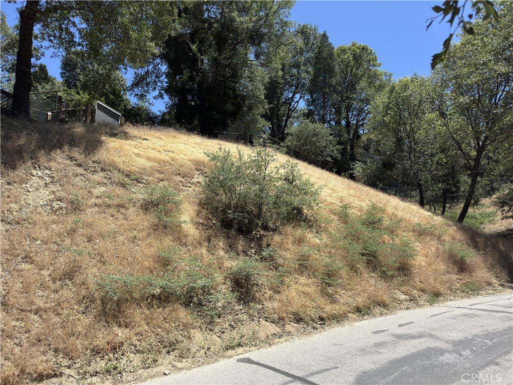 main property photo 10