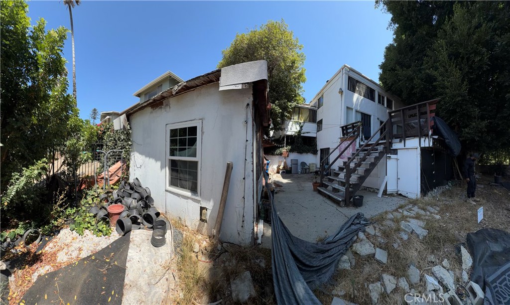 main property photo 3