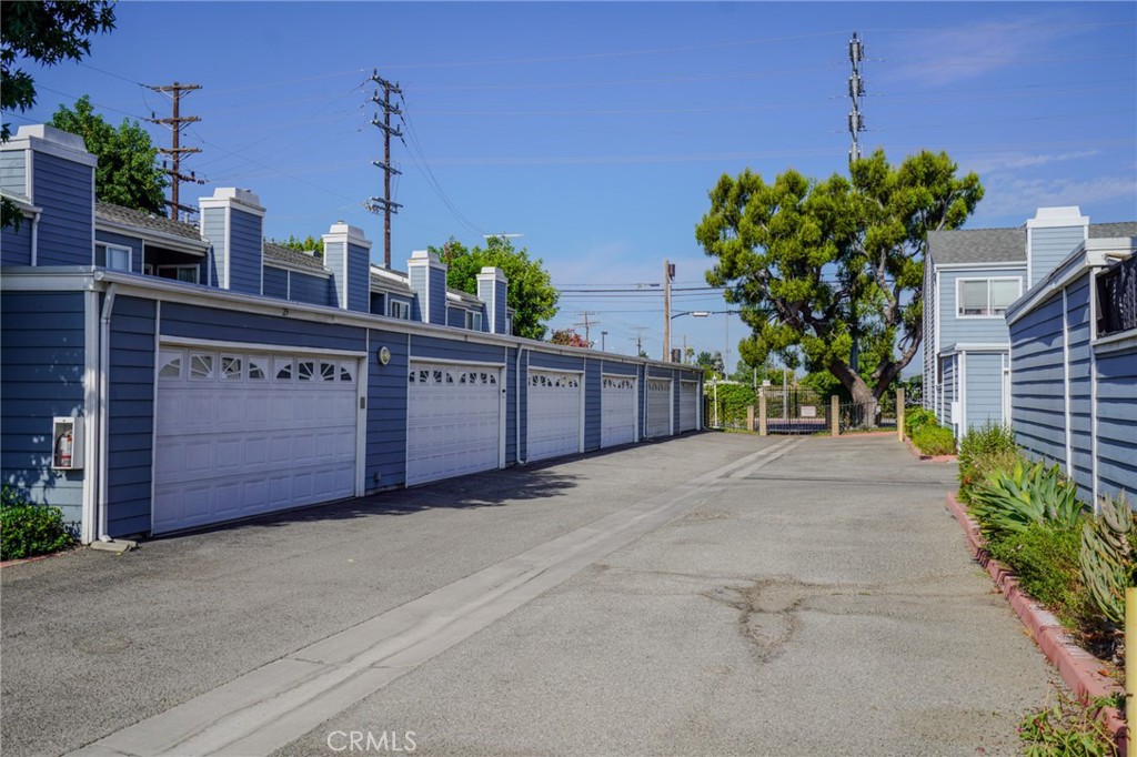 main property photo 68