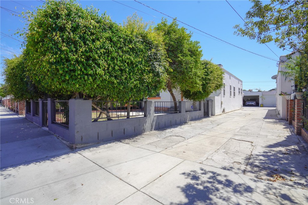 main property photo 54