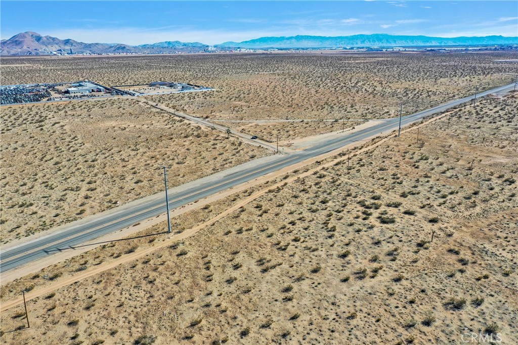 main property photo 15