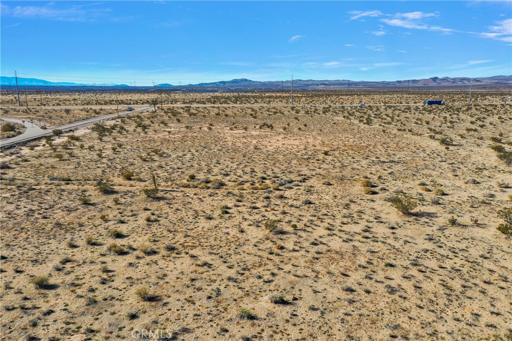 main property photo 17