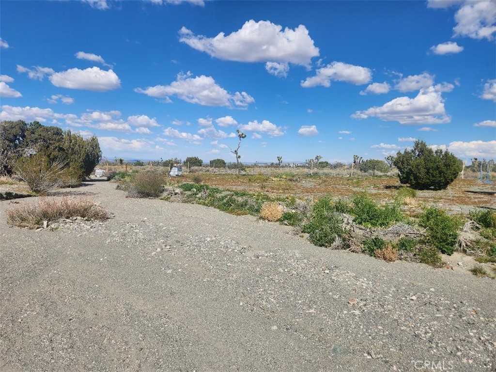 main property photo 7