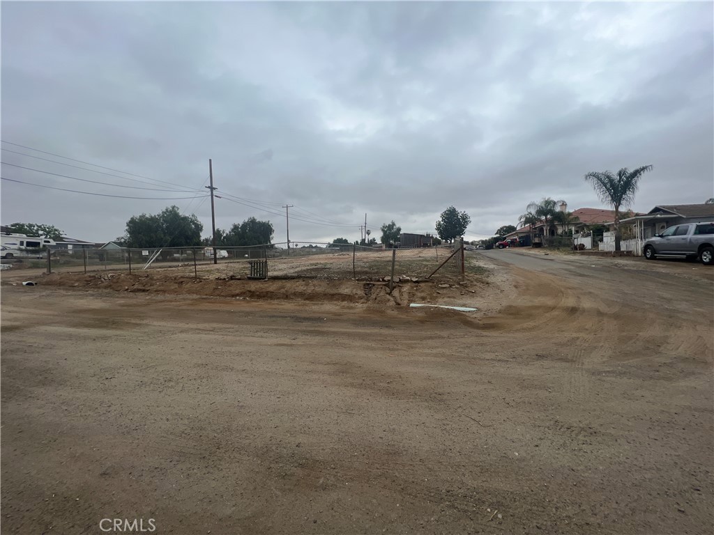 main property photo 24