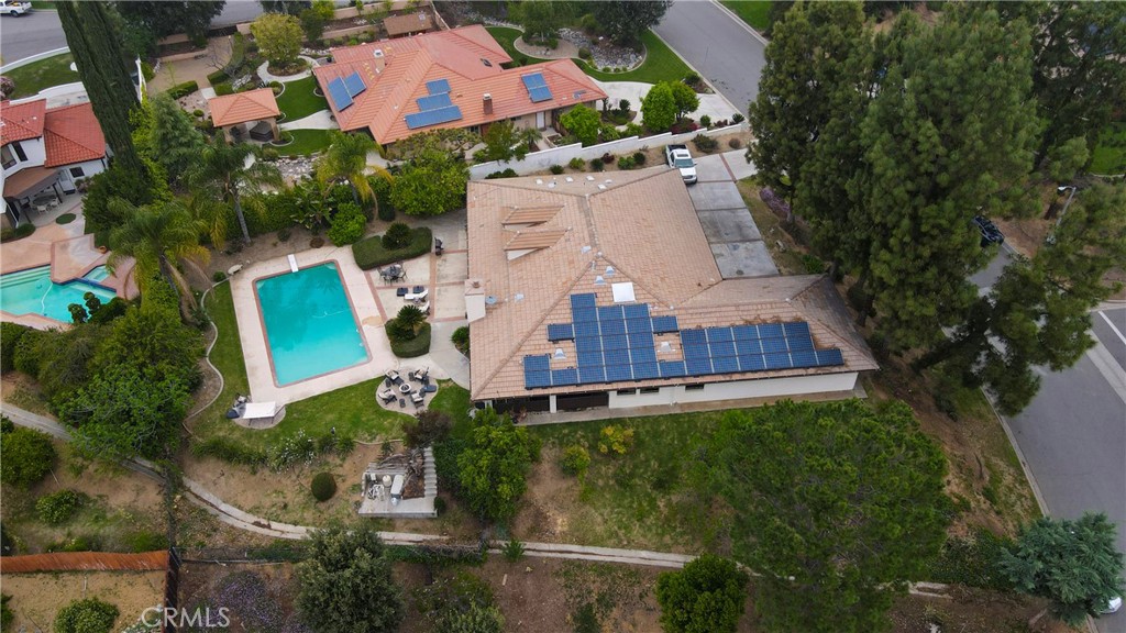 main property photo 59