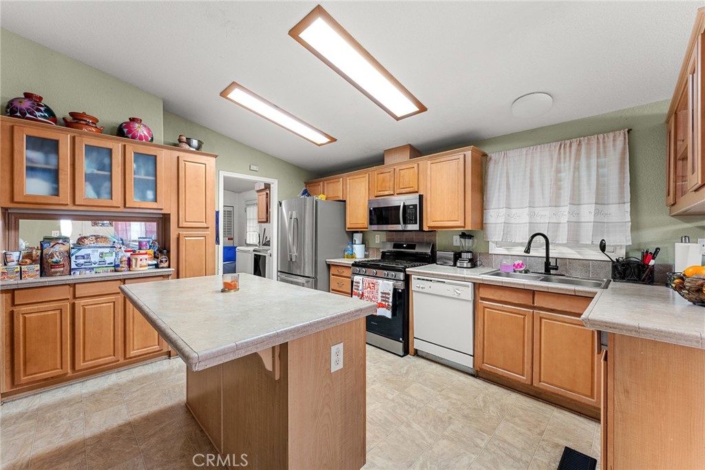 main property photo 18