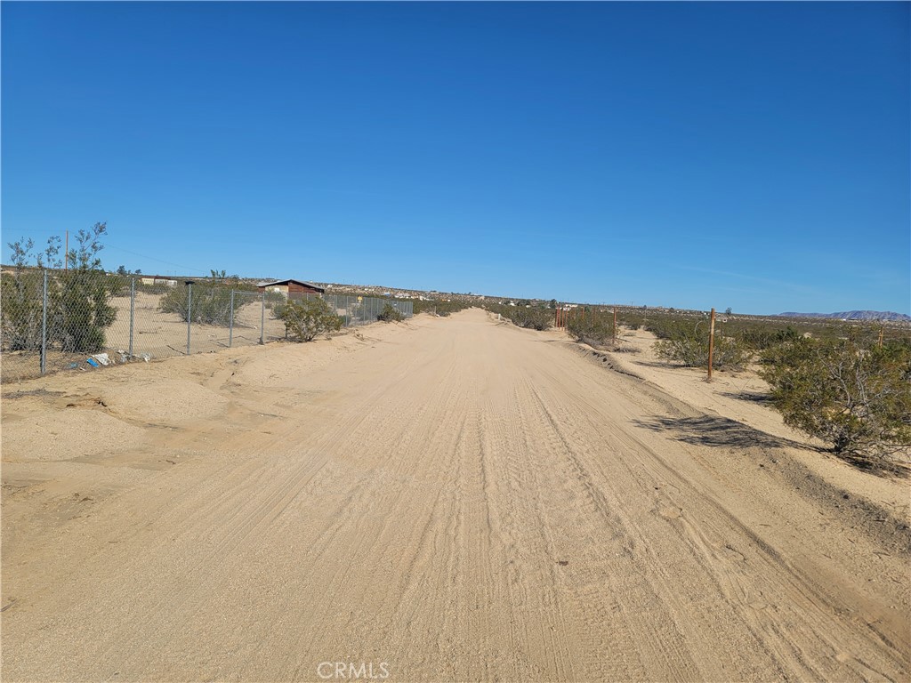 main property photo 8