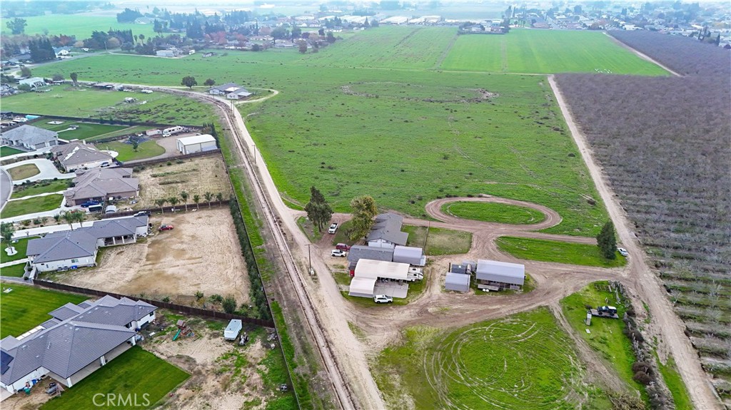 main property photo 4