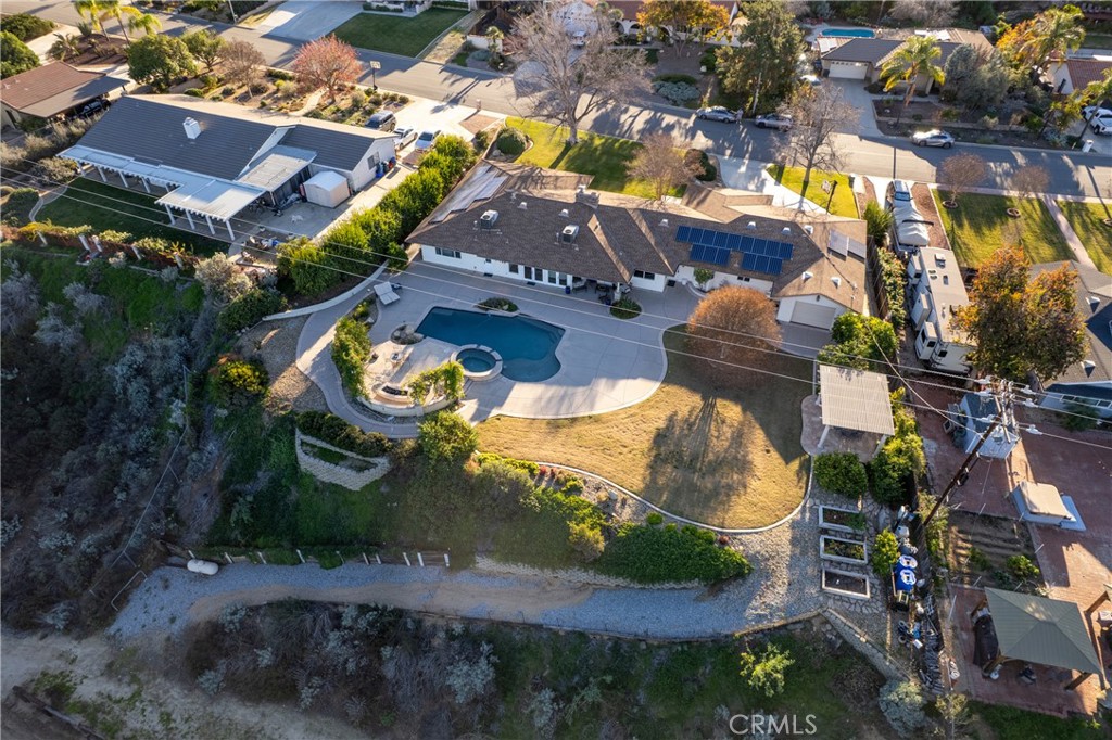 main property photo 60