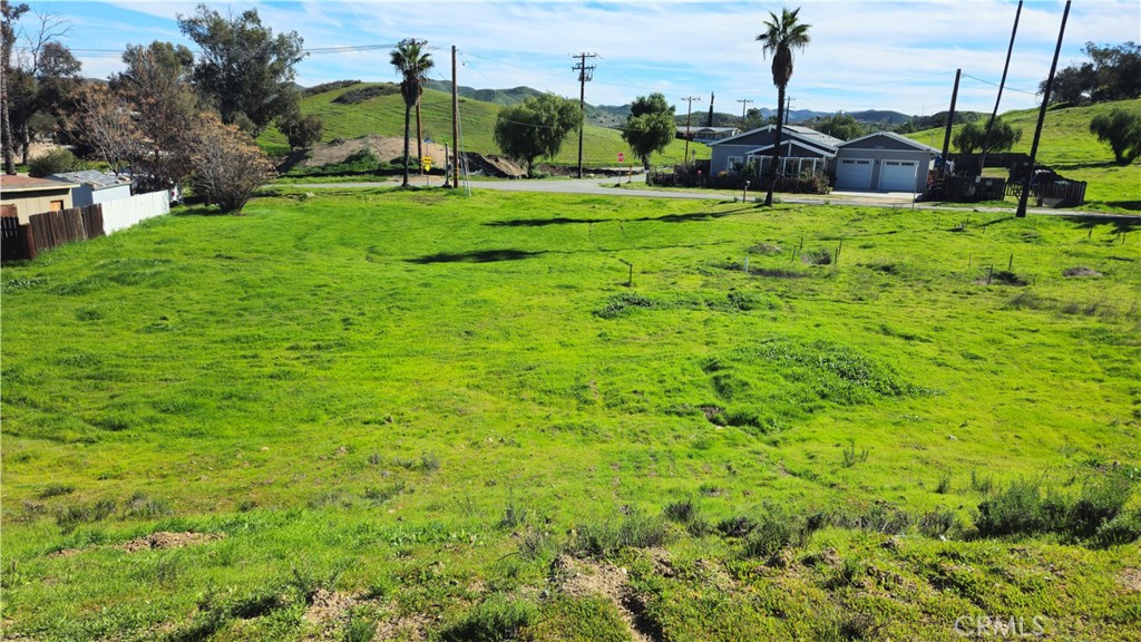 main property photo 4
