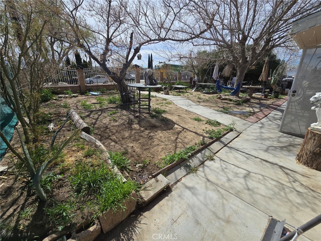 main property photo 12