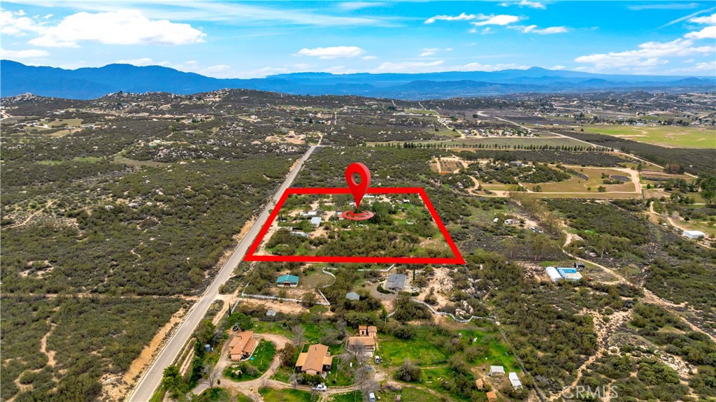 main property photo 5
