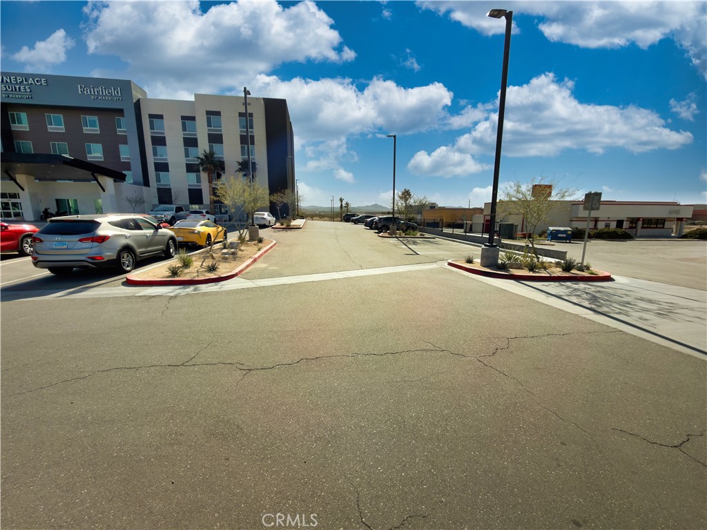 main property photo 10