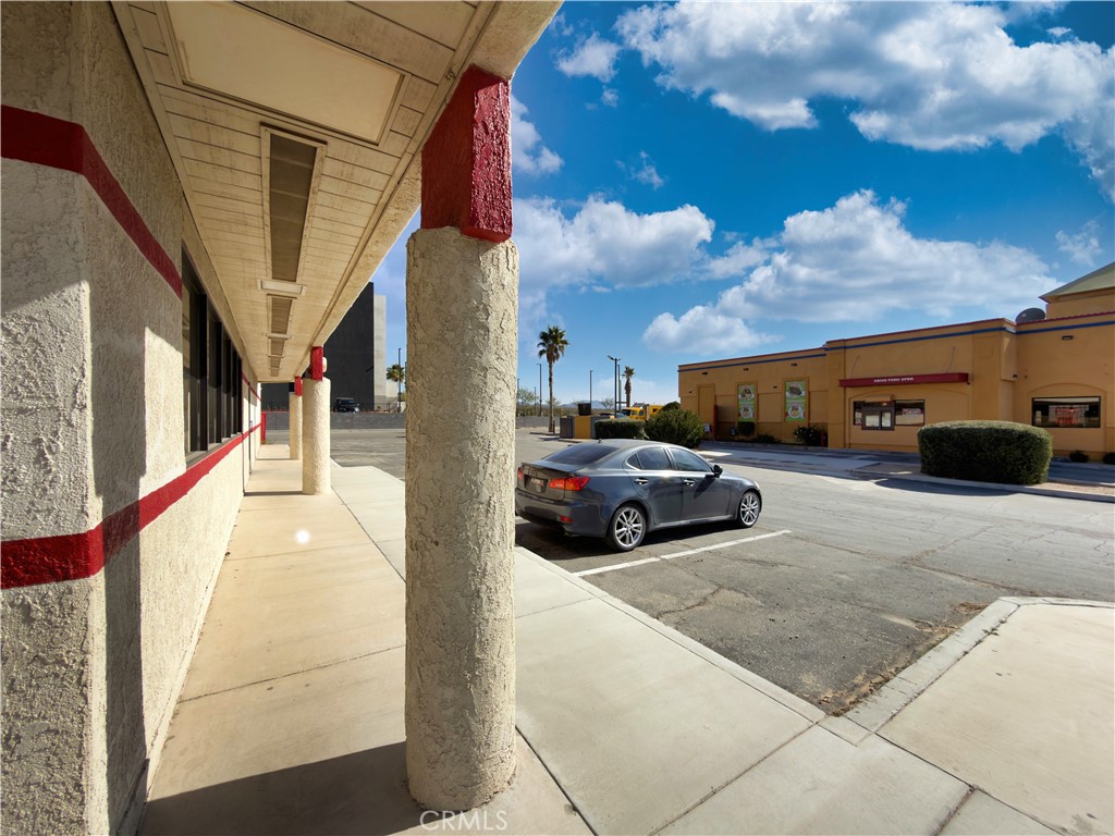 main property photo 27