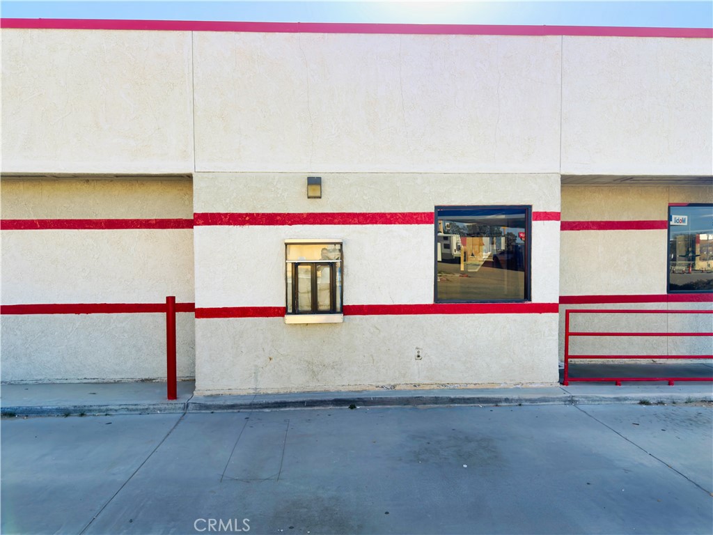 main property photo 29